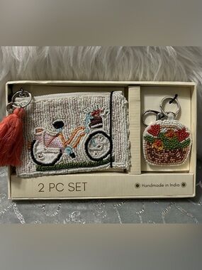 NWT Sol and Mer Beaded Bicycle Wristlet and Keychain Set White w/Pastel Accents
